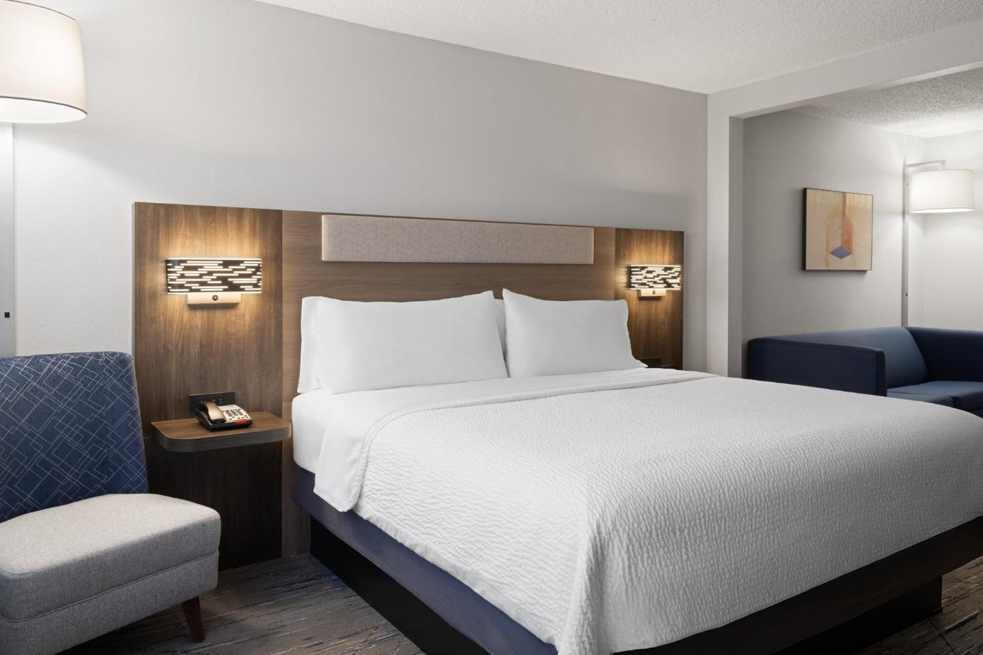 Holiday Inn Express & Suites Midwest City By Ihg Buitenkant foto