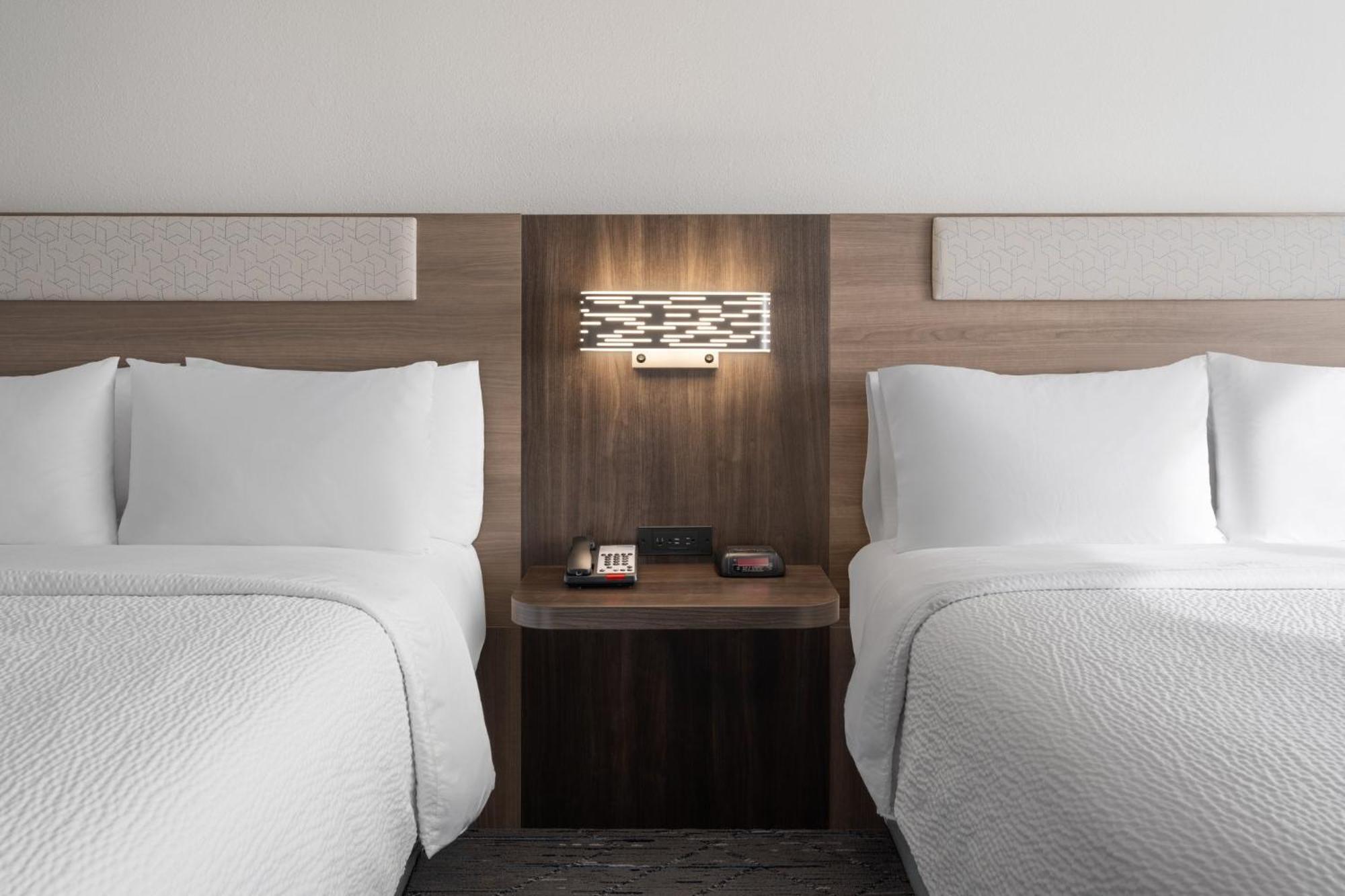 Holiday Inn Express & Suites Midwest City By Ihg Buitenkant foto