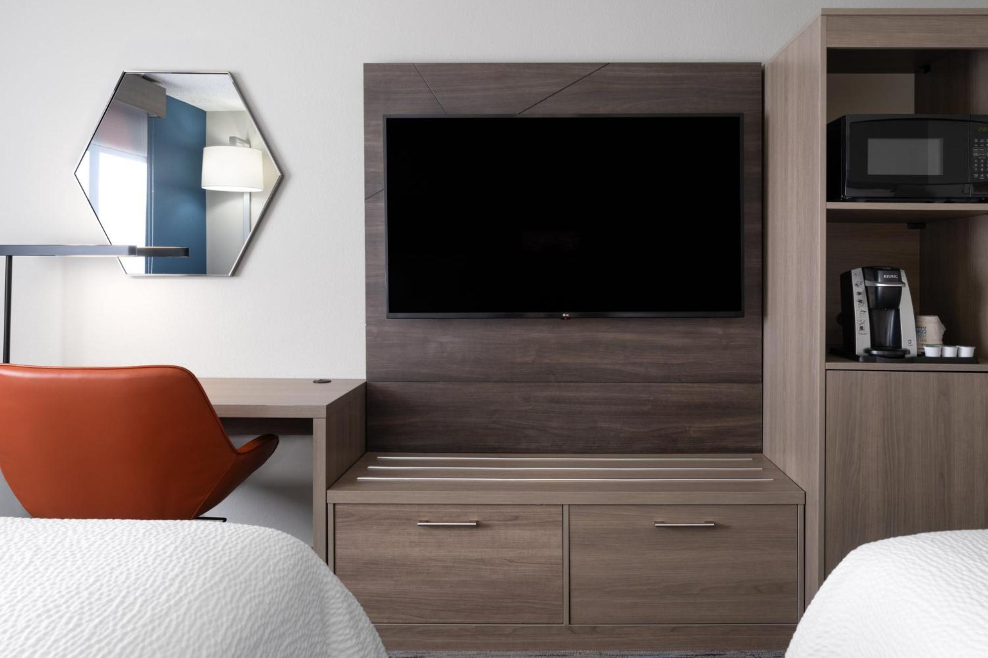 Holiday Inn Express & Suites Midwest City By Ihg Buitenkant foto