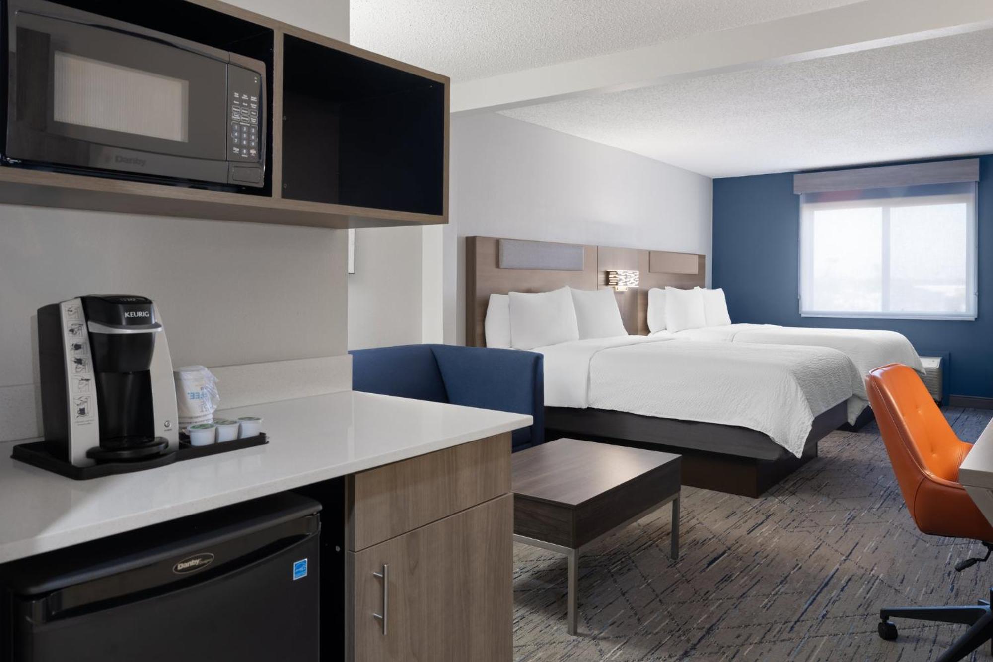 Holiday Inn Express & Suites Midwest City By Ihg Buitenkant foto