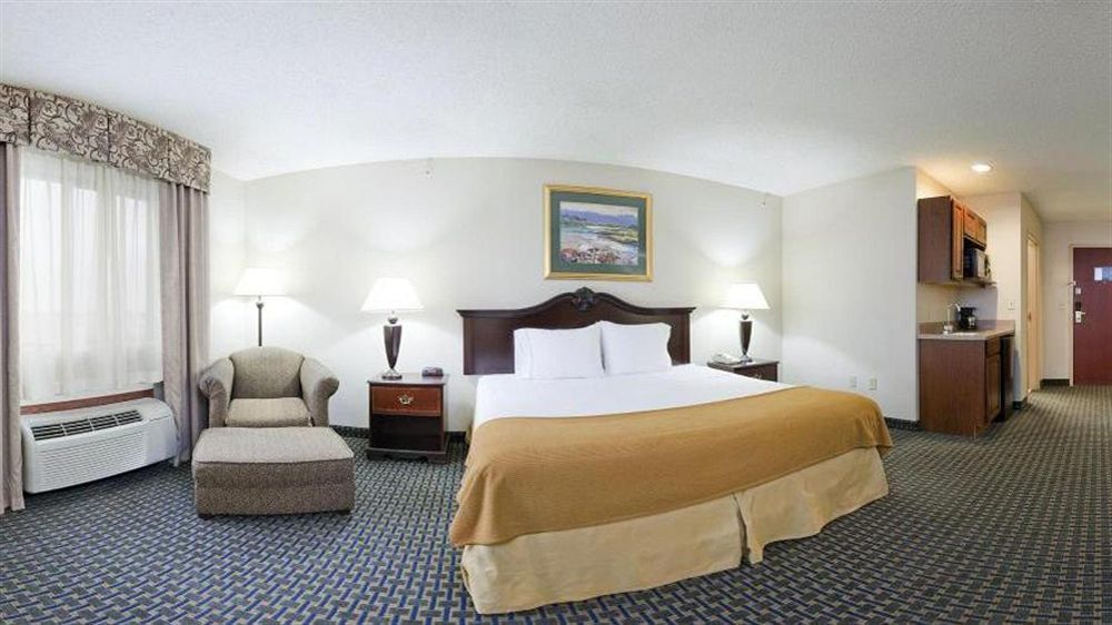 Holiday Inn Express & Suites Midwest City By Ihg Buitenkant foto