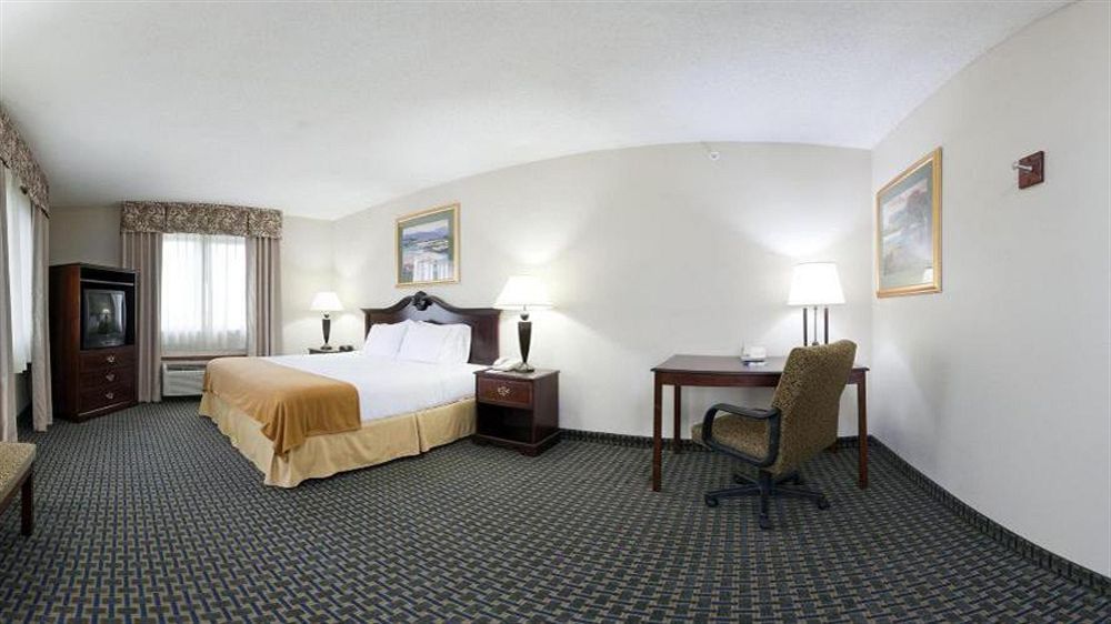 Holiday Inn Express & Suites Midwest City By Ihg Buitenkant foto